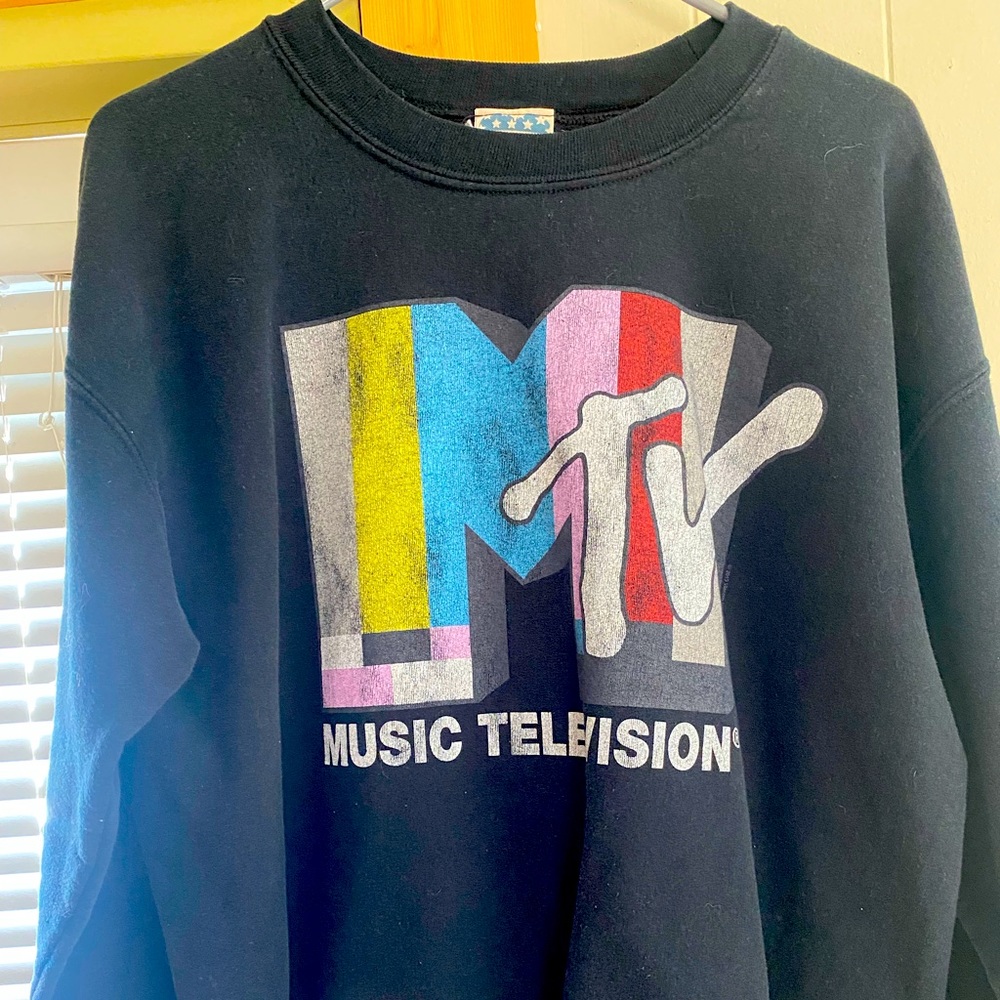 MTV crewneck
